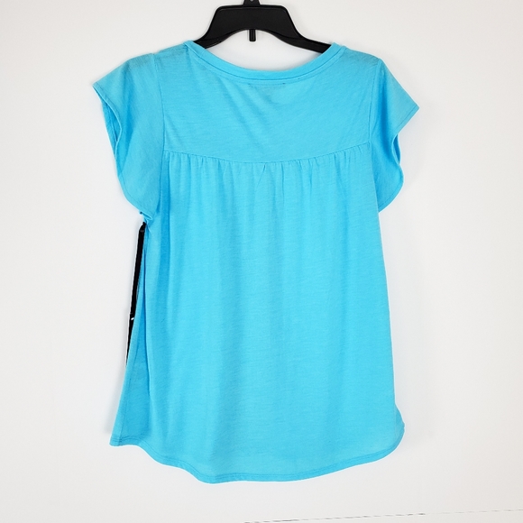 NWT Olivia Sky Blue Short Sleeve Top Size Small - Picture 7 of 7